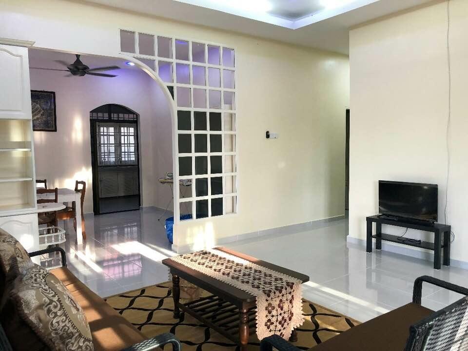 Family Homestay Kuala Terengganu Buitenkant foto