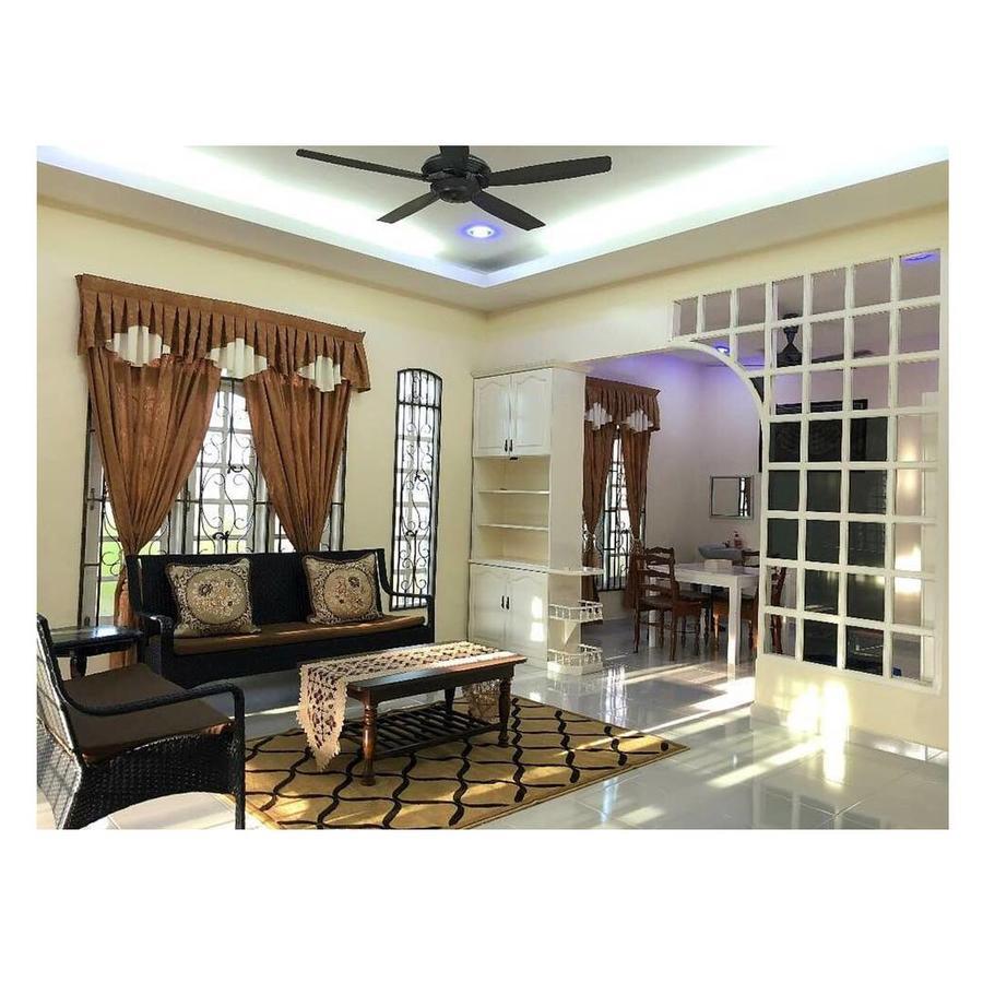 Family Homestay Kuala Terengganu Buitenkant foto